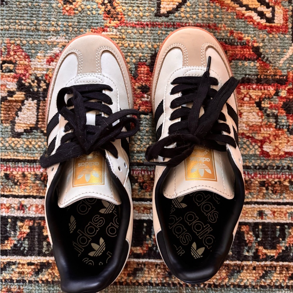 Cream, white,& black sambas